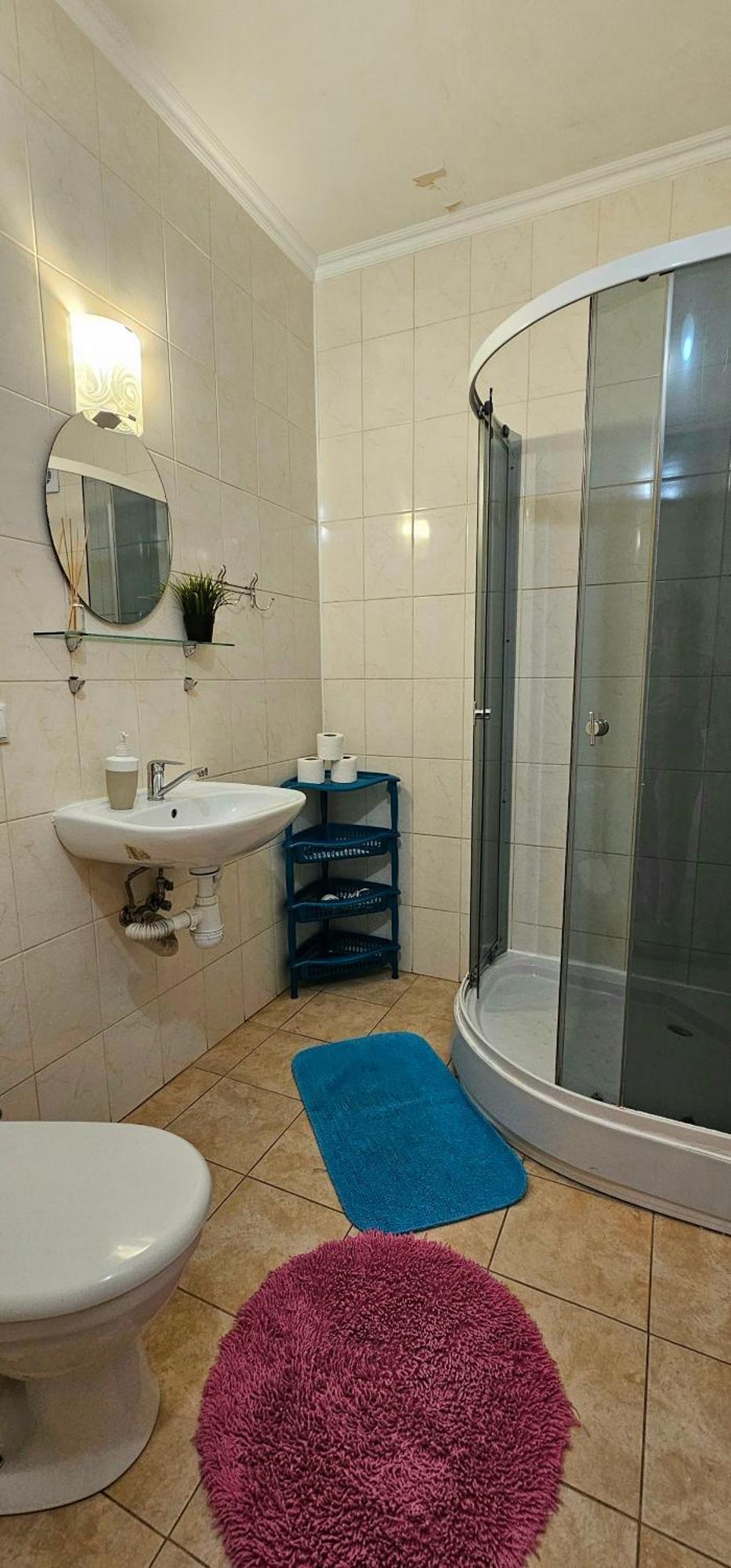 Best Two Room Apartment Mukacheve Bagian luar foto